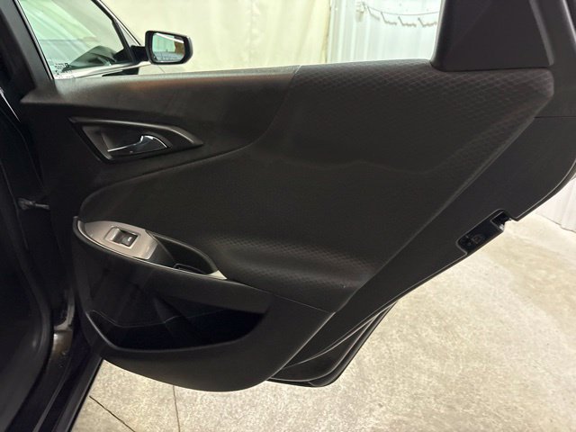 Used 2023 Chevrolet Malibu LT FWD image 15