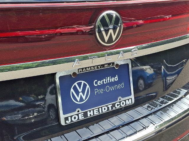 Used 2024 Volkswagen Atlas SEL Premium R-Line AWD/4WD image 30
