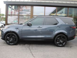 Certified 2024 Land Rover Discovery Dynamic SE video 2