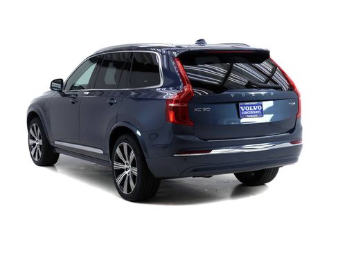 Used 2025 Volvo XC90 T8 Ultra w/ Protection Package Premier AWD/4WD image 5