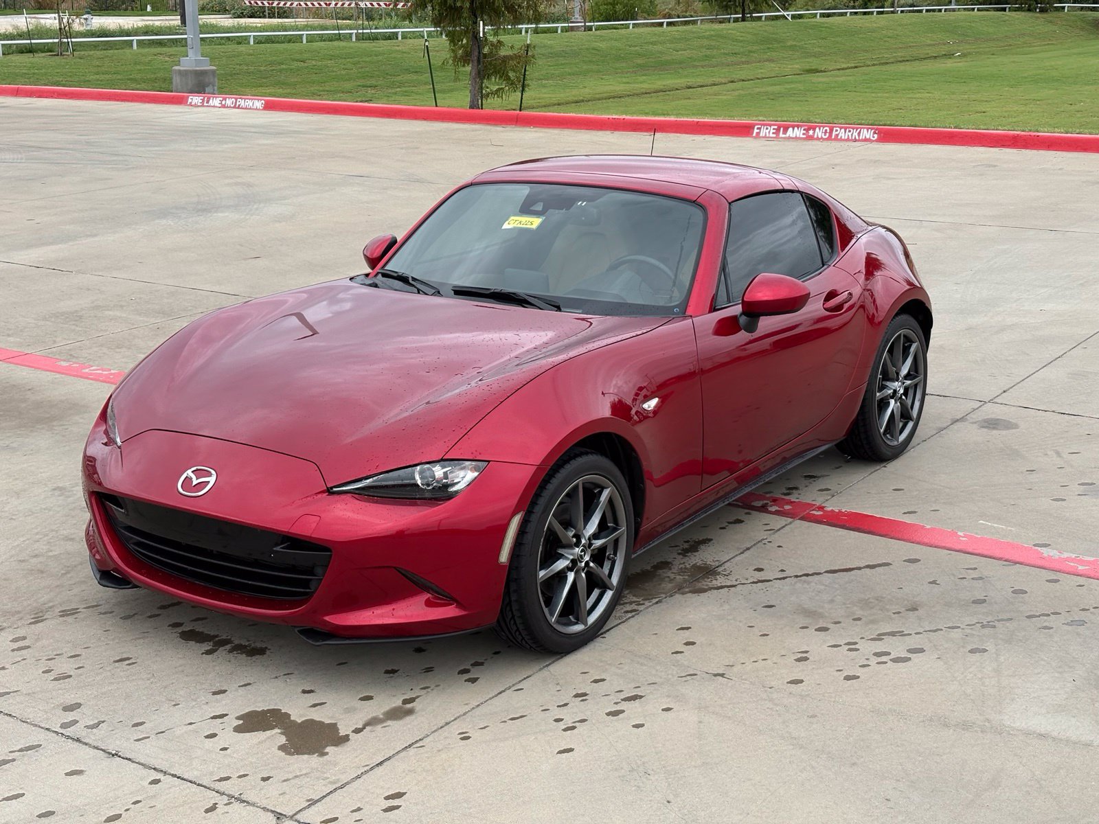 Used 2019 MAZDA MX-5 Miata RF Grand Touring RWD image 11