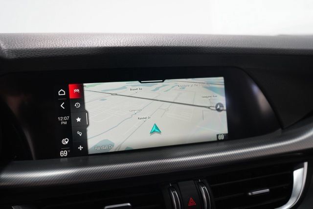 New 2025 Alfa Romeo Stelvio Sprint AWD/4WD image 23