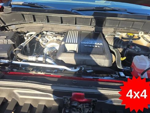Used 2022 Chevrolet Silverado 1500 RST w/ Convenience Package II AWD/4WD image 40