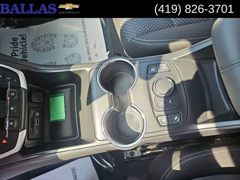 Certified 2023 GMC Terrain SLE w/ Driver Convenience Package AWD/4WD image 18