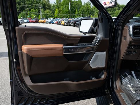 Used 2025 Ford F150 King Ranch w/ FX4 Off-Road Package AWD/4WD image 35