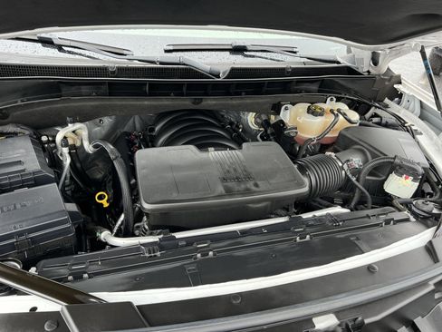 Used 2023 GMC Yukon XL Denali w/ Advanced Technology Package AWD/4WD image 30