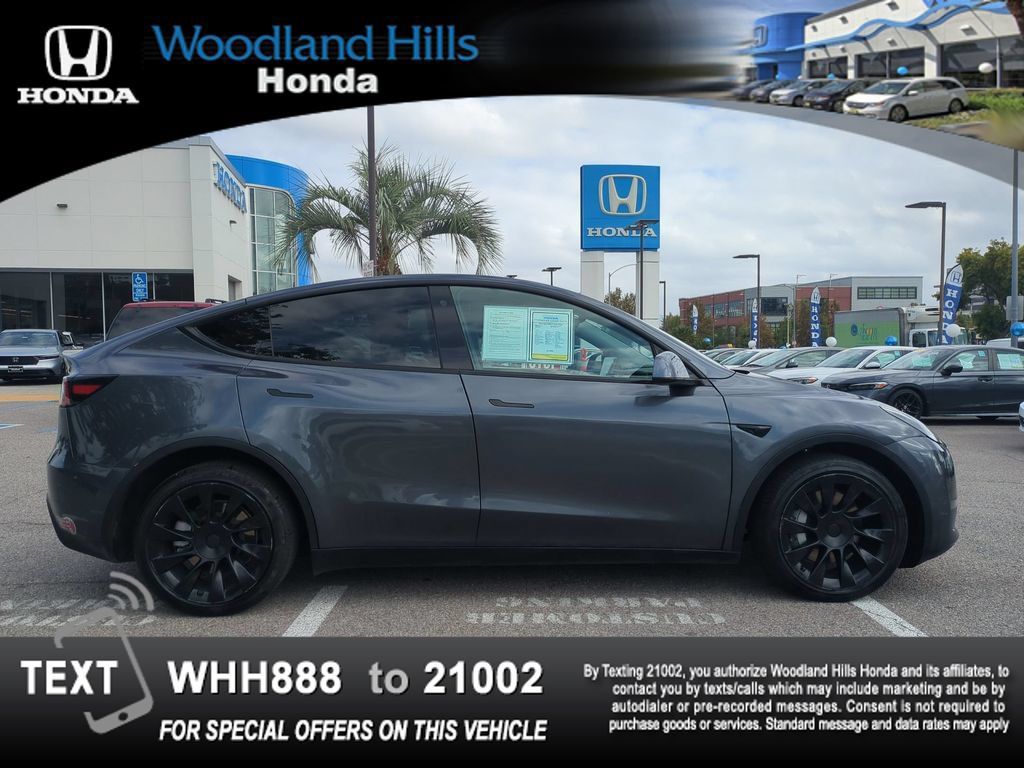 Used 2022 Tesla Model Y Long Range AWD/4WD image 4