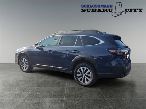 Certified 2023 Subaru Outback Premium image 6