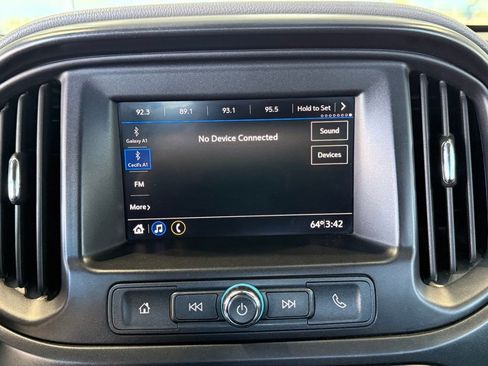 Used 2020 Chevrolet Colorado W/T image 24