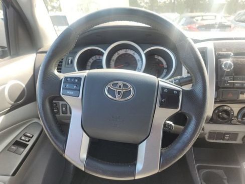 Used 2012 Toyota Tacoma 4x4 Access Cab w/ SR5 Pkg image 8