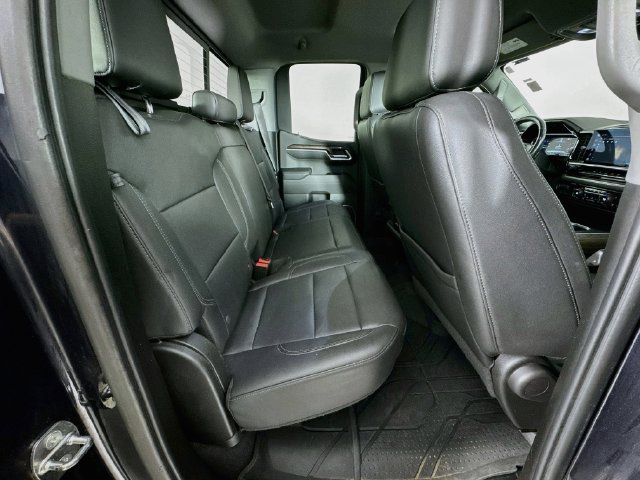 Used 2022 Chevrolet Silverado 1500 RST w/ Convenience Package II AWD/4WD image 32