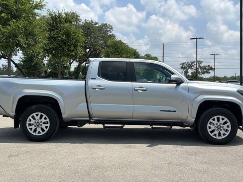 Certified 2024 Toyota Tacoma SR5 RWD image 4