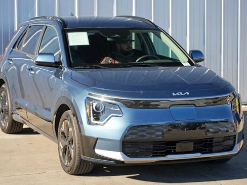 Used 2023 Kia Niro Wind w/ Wind Preserve Package image 50