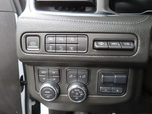 Used 2023 GMC Yukon XL Denali w/ Max Trailering Package AWD/4WD image 51