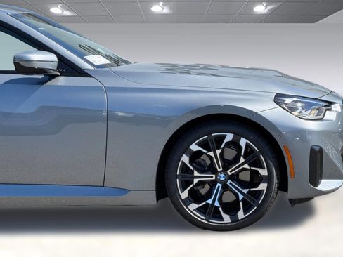 Used 2025 BMW 230i Coupe w/ Premium Package RWD image 34