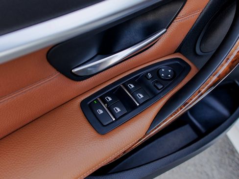 Used 2016 BMW 328i Sedan RWD image 10
