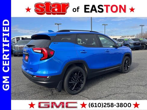 Certified 2024 GMC Terrain SLT w/ Tech Package image 8