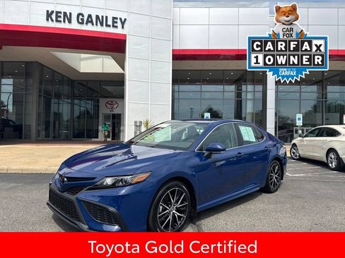 Certified 2024 Toyota Camry SE FWD image 1