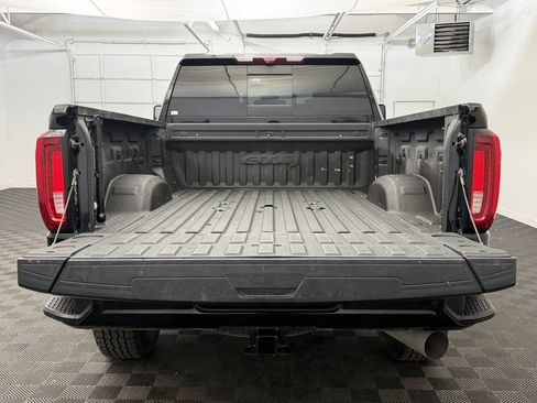 Used 2023 GMC Sierra 2500 AT4 w/ AT4 Premium Plus Package AWD/4WD image 19