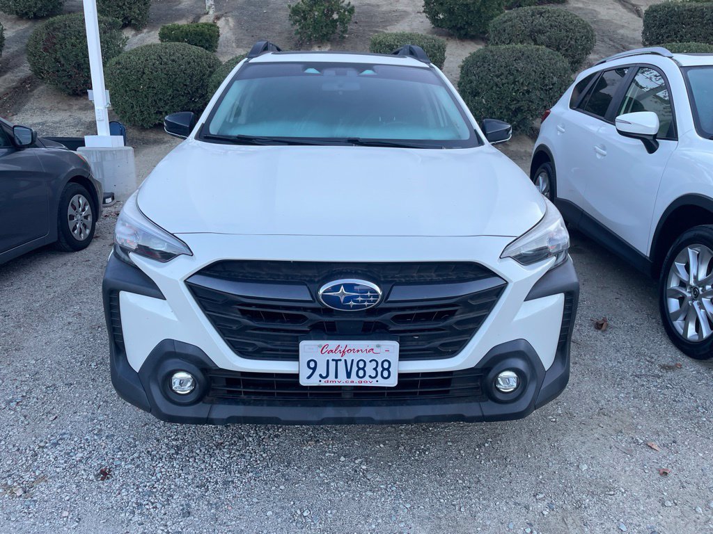 Used 2024 Subaru Outback Premium AWD/4WD image 2