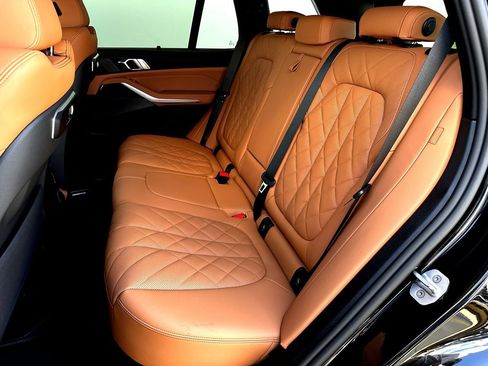 New 2026 BMW X5 xDrive40i w/ Premium Package image 17