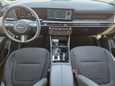Certified 2025 Hyundai Tucson SEL FWD image 18