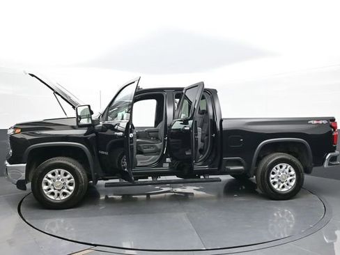 Used 2024 Chevrolet Silverado 2500 LTZ image 61