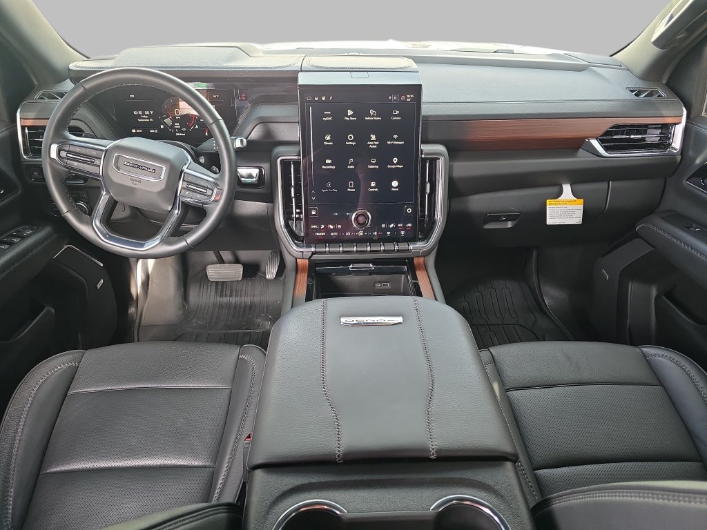 Used 2025 GMC Yukon Denali w/ Sun & Power Step Package AWD/4WD image 11