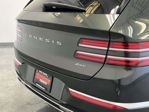Used 2025 Genesis GV80 2.5T Standard AWD/4WD image 10