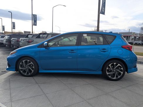 Used 2018 Toyota Corolla iM image 8