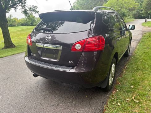Used 2013 Nissan Rogue SV FWD image 10