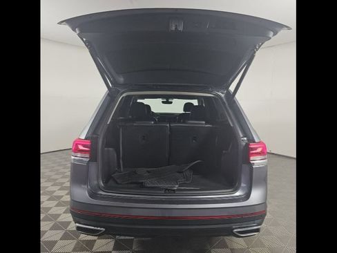 Used 2021 Volkswagen Atlas SE w/ Panoramic Sunroof Package image 10