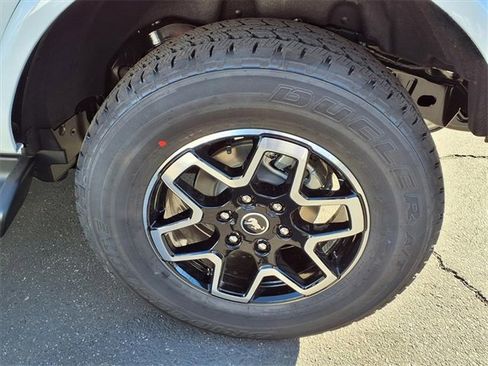 New 2025 Ford Bronco Outer Banks image 5