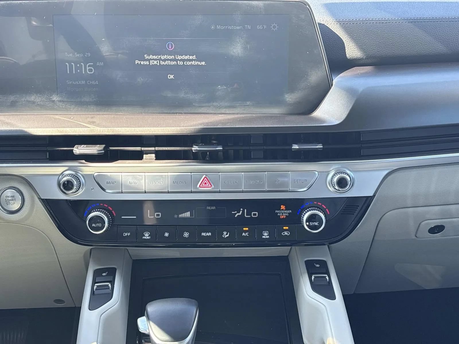 Used 2025 Kia Telluride S FWD image 16