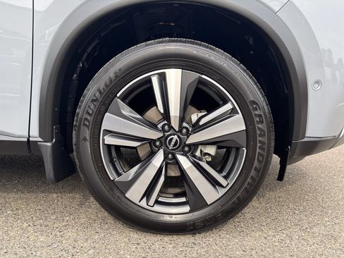 Used 2023 Nissan Rogue SL w/ SL Premium Package AWD/4WD image 9