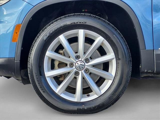 Used 2017 Volkswagen Tiguan Wolfsburg Edition FWD image 22
