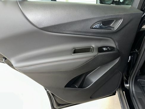 Certified 2023 Chevrolet Equinox Premier w/ LPO, Floor Liner Package image 18