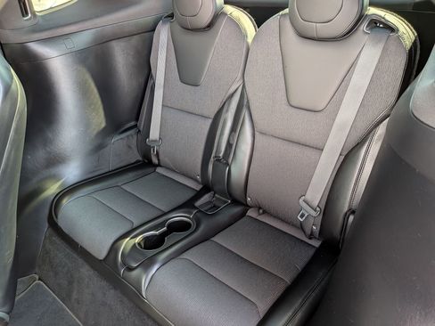 Used 2018 Tesla Model X P100D image 27