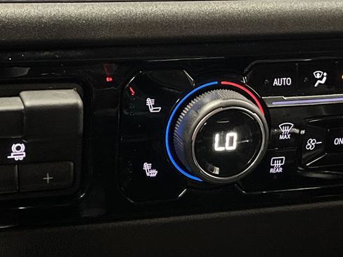 Used 2024 Chevrolet Silverado 1500 RST image 7