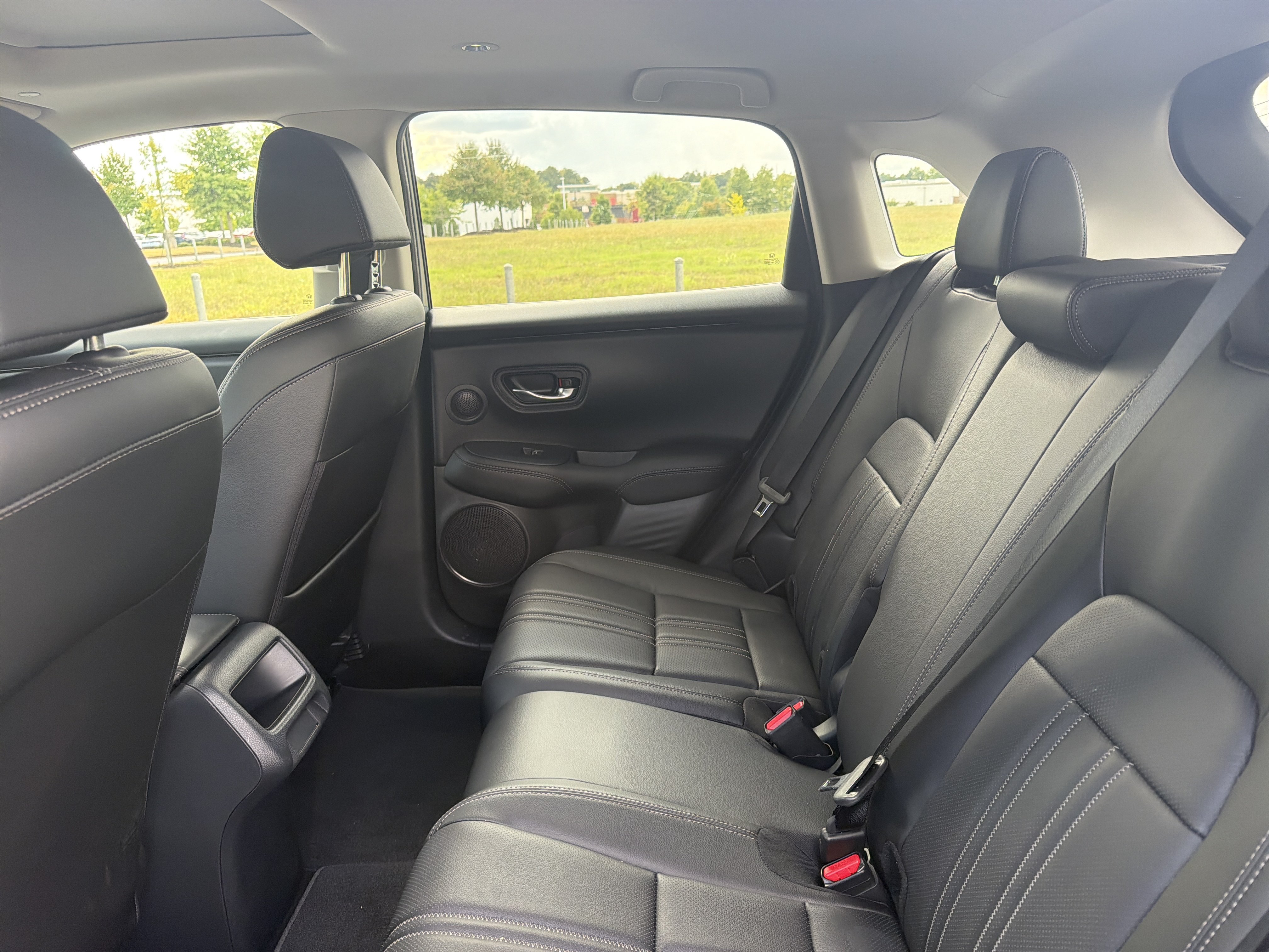 Certified 2027 Honda HR-V EX-L image 27