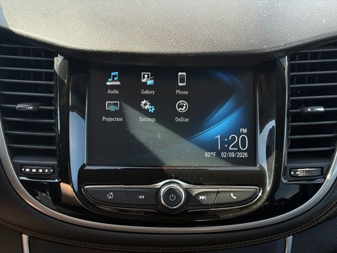 Used 2017 Chevrolet Trax LT image 31