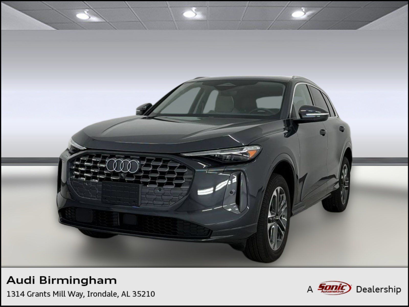 Used 2025 Audi Q5 Premium Plus w/ Premium Plus AWD/4WD image 1