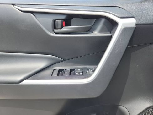 Certified 2023 Toyota RAV4 LE FWD image 21