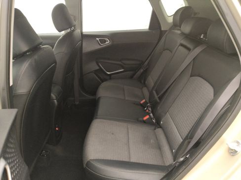 Used 2020 Kia Soul EX w/ Option Group 015 FWD image 18
