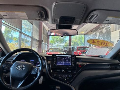 Used 2024 Toyota Camry SE FWD image 24