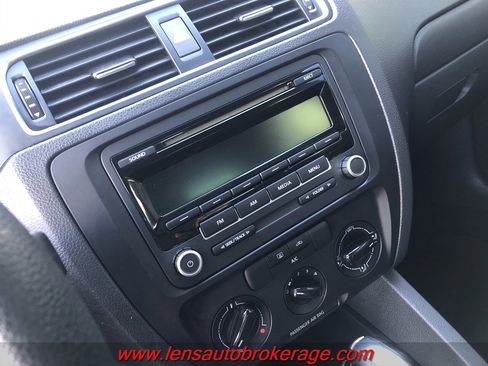 Used 2013 Volkswagen Jetta S image 13