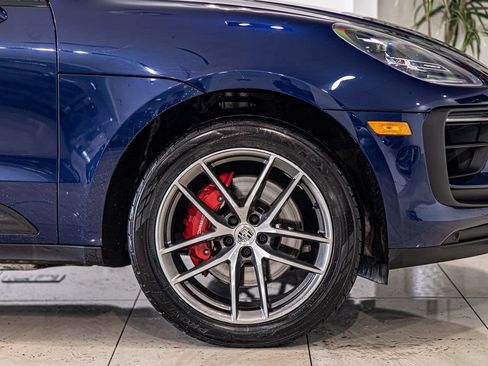 Used 2022 Porsche Macan S AWD/4WD image 11