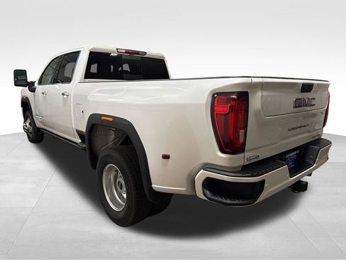 Used 2021 GMC Sierra 3500 Denali w/ Denali Ultimate Package image 2