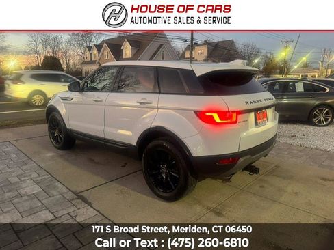 Used 2017 Land Rover Range Rover Evoque SE Premium image 8