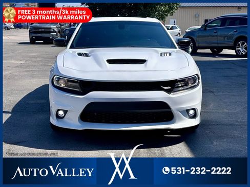 Used 2022 Dodge Charger R/T w/ Plus Group image 2